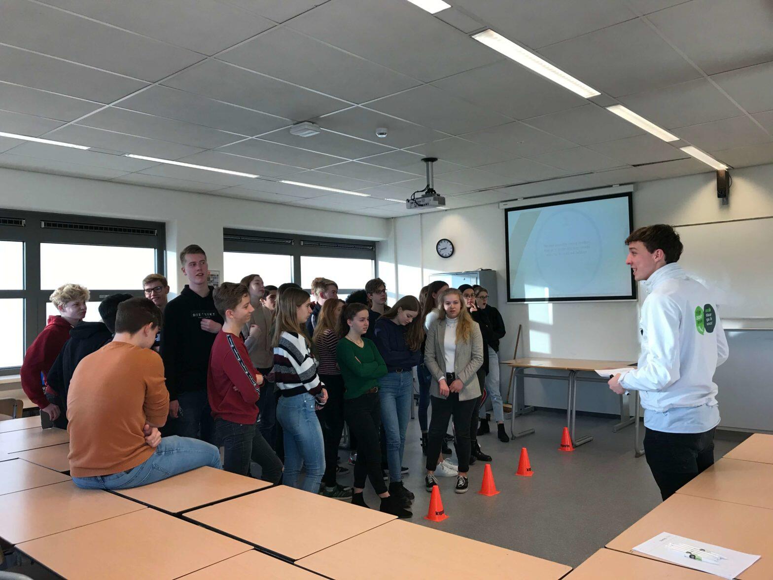 Jongeren tijden de verkeersactie lagerhuisdebat van RYD